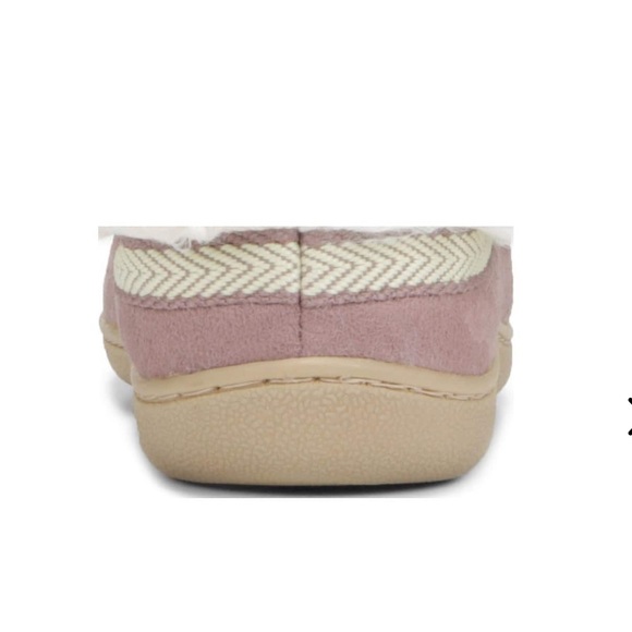 New Naturalized TATUM II slippers  ⭐️⭐️⭐️⭐️ - Picture 3 of 5